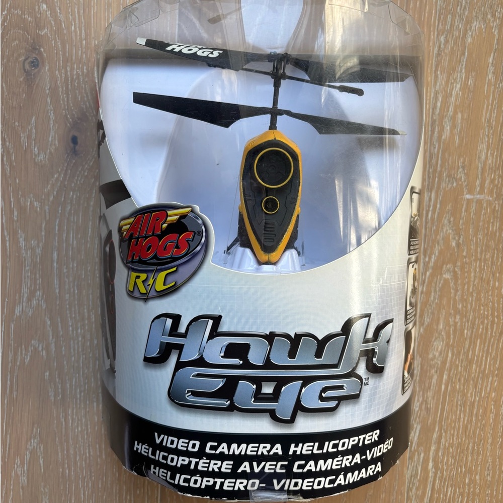 🆕 Spin Master Air Hogs RC Hawk Eye Video Camera Helicopter